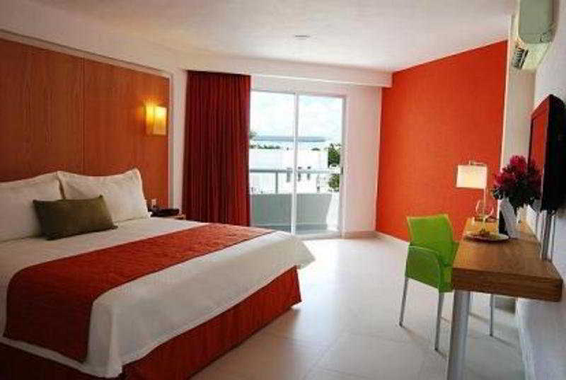 Adhara Express Hotel Cancún Camera foto